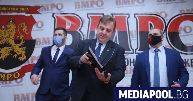 Най-малко 18 водещи македонски политици и общественици, свързани с проруската