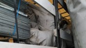 11 камиона с пластмасови отпадъци от Румъния, Полша и България блокирани на  ГКПП "Лесово"