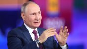 Путин одобри предизборно увеличение на заплатите на полицаи и военни
