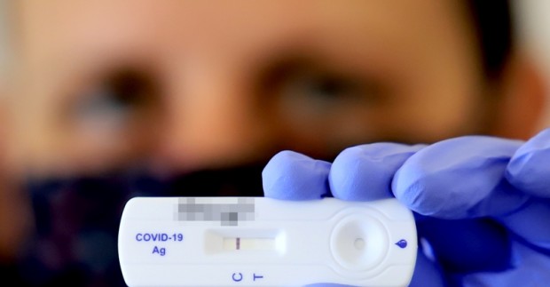 Продължава да расте броят на заразените от коронавирус в България