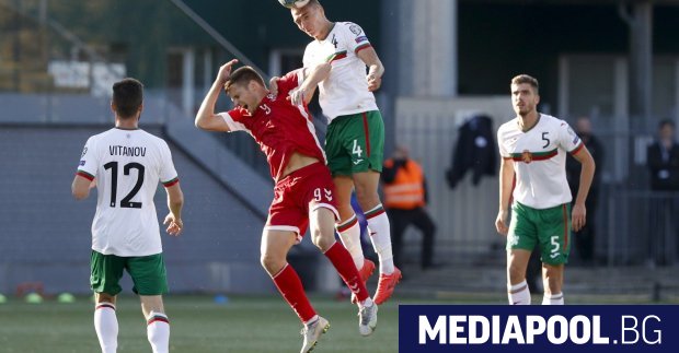Българският национален отбор по футбол загуби с 1:3 от Литва