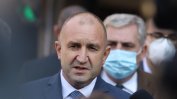 Радев: Борисов е в "гузна истерия", че е съсипал здравеопазването