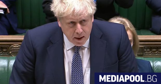 Британският премиер Борис Джонсън се извини днес че е присъствал