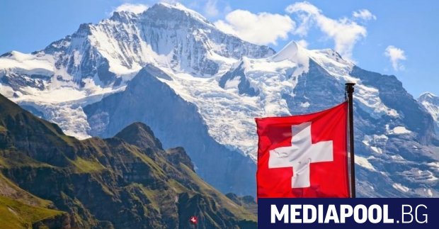 Около 57 на сто от швейцарците подкрепиха по строгата забрана за