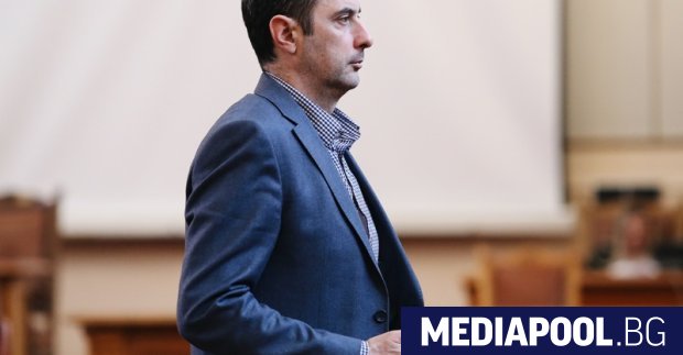 Депутатът Георги Гвоздейков от Продължаваме промяната ПП е подал оставка Това