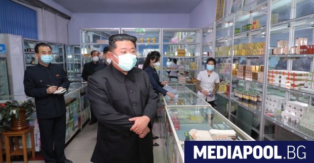 Севернокорейският лидер Ким Чен ун обяви победа над коронавируса в