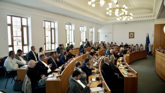 Общинският съвет бламира Васил Терзиев за промяна на бюджета на София