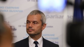 Костадинов отправи покана за правителство до всички без ГЕРБ и ДПС