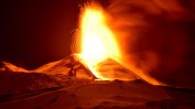 Вулканът Етна с "огнен спектакъл" след 4 години пауза (видео)