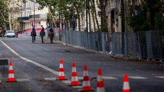 Състезанията по скейтборд в Париж бяха отменени заради изсипалия се дъжд във френската столица