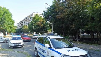 Бус без шофьор прегази пешеходка в Бургас