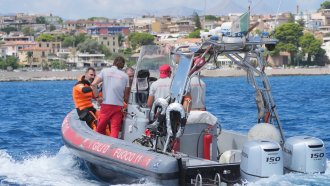 Дейли телеграф: Водолази откриха телата на Майк Линч и дъщеря му (Обновена)